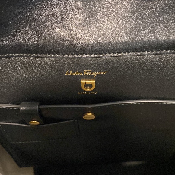 Salvatore Ferragamo Gancini Jacquard Monogram Logo Maxi Canvas Bucket Tote Bag - Picture 13 of 16